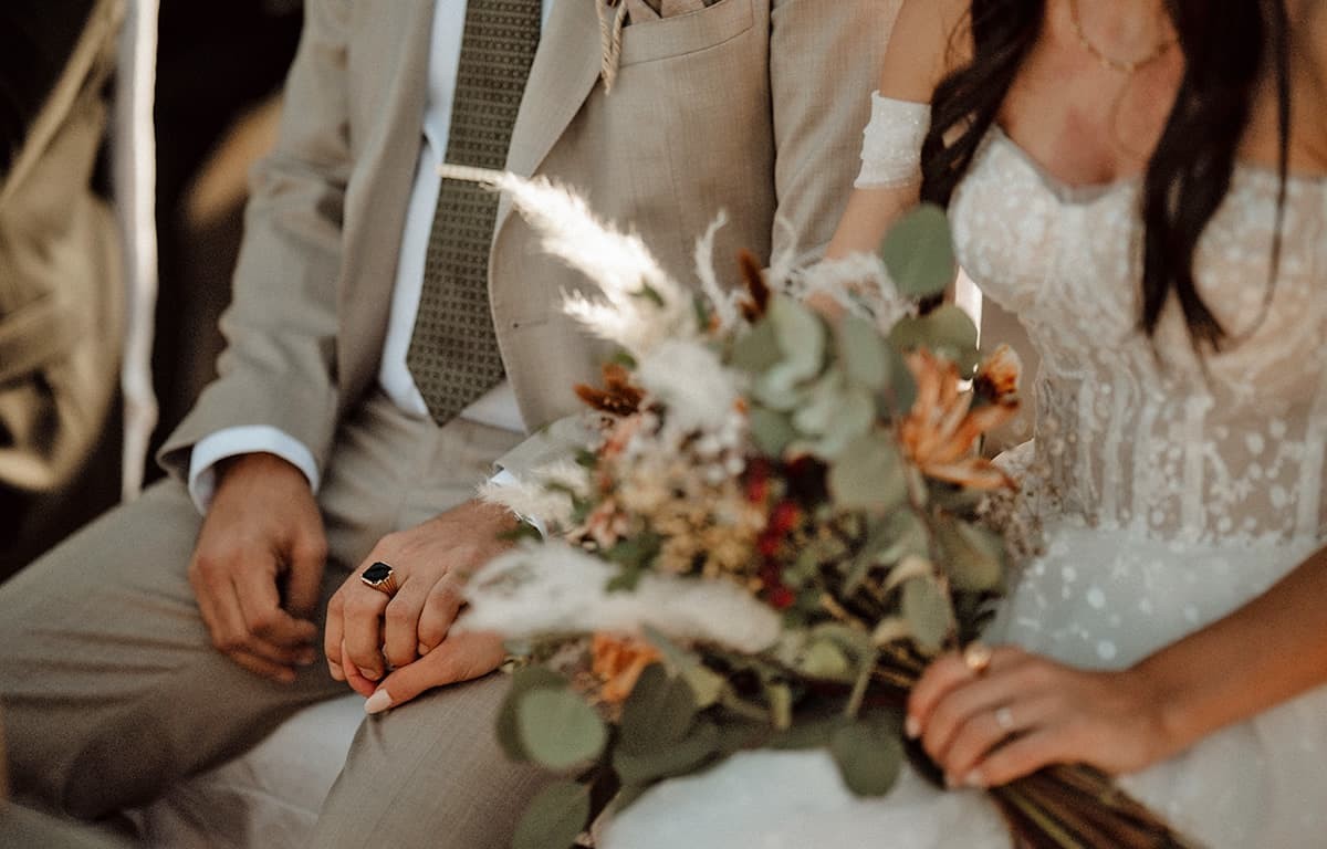 Zeremonie der Braut und des Br&auml;utigams im Trauplatzl