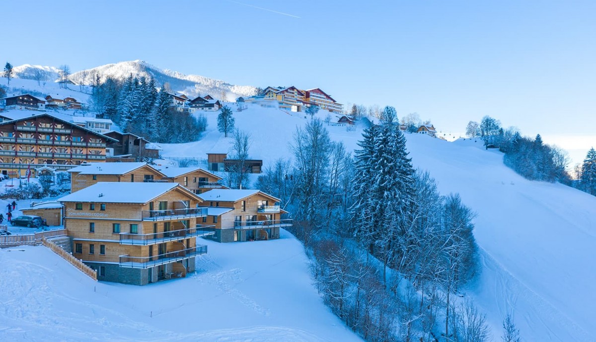 Zum Apartment Resort Panorama Lodge in Rohrmoos Schladming direkt an der Piste