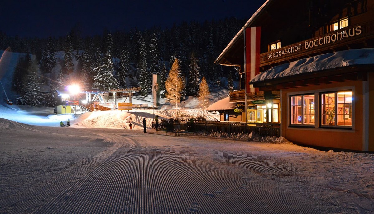 Zum Berggasthof Bottinghaus und Jugendgästehaus mit Restaurant Happy Alm am Galsterberg direkt an der Piste