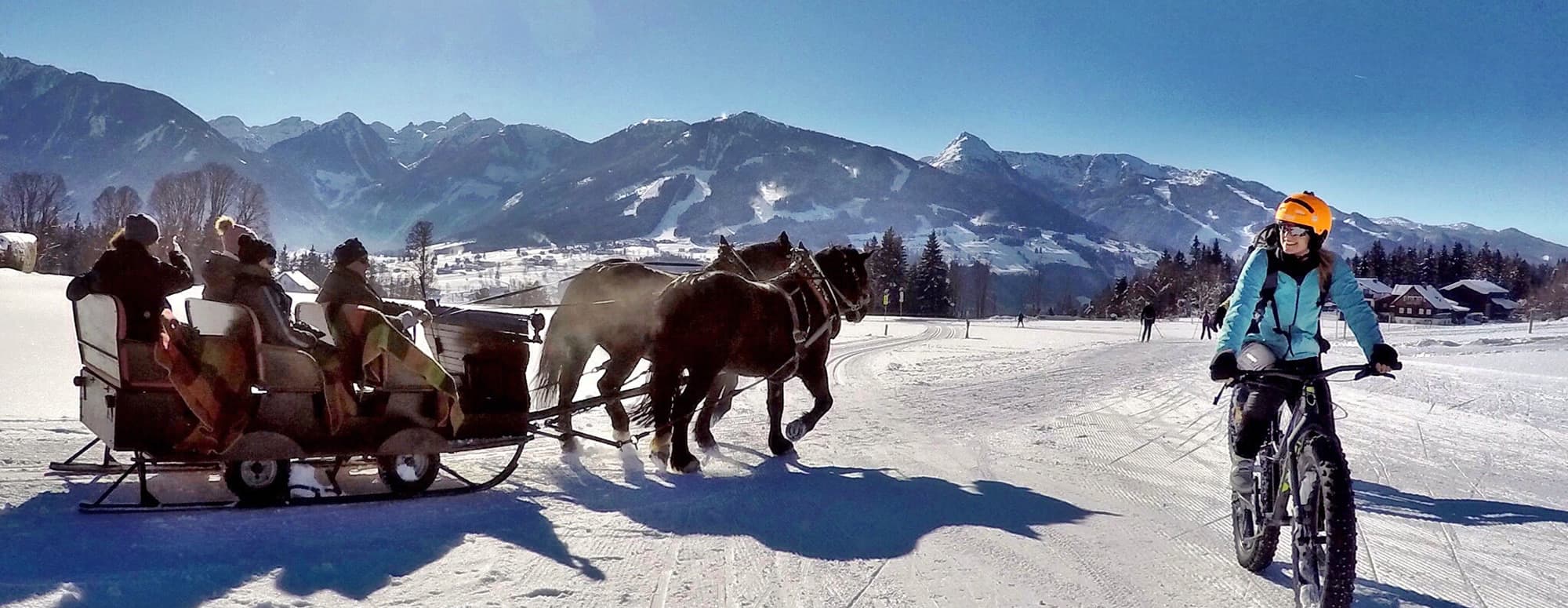 Fatbike fahren, Langlaufen, Pferdekutschenfahrten und vieles mehr beim Aktivurlaub im Winter in der Region Schladming-Dachstein