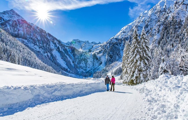 Winterwandern im Tal © Schladming-Dachstein | Rene Eduard Perhab